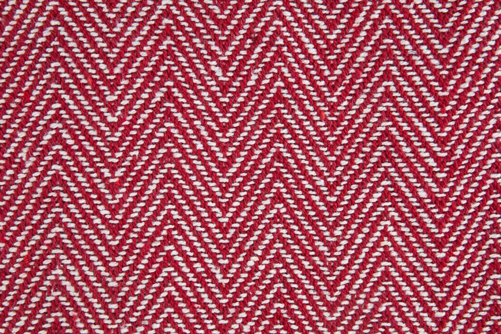 Hartley Recycled Cotton Throw in Red - Image 5
