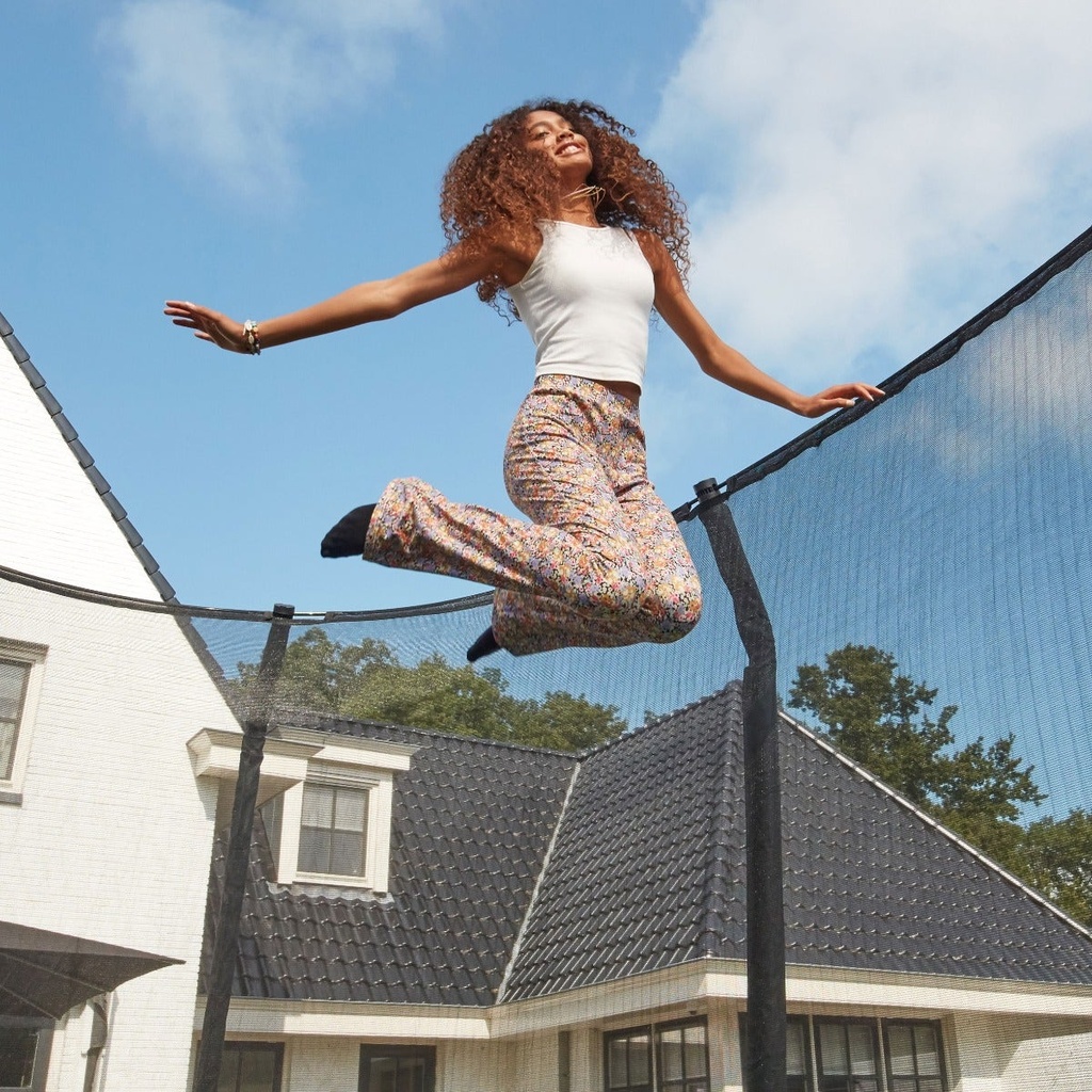 Green - 12ft Salta Green Round First Class Edition Trampoline with Enclosure - Photo 4