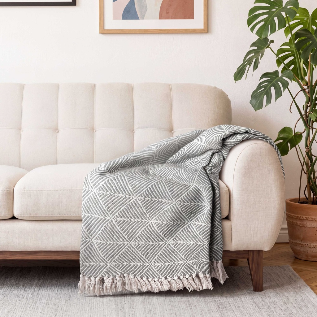 Geo Diamond - Recycled Cotton Throw in Silver - Image 5