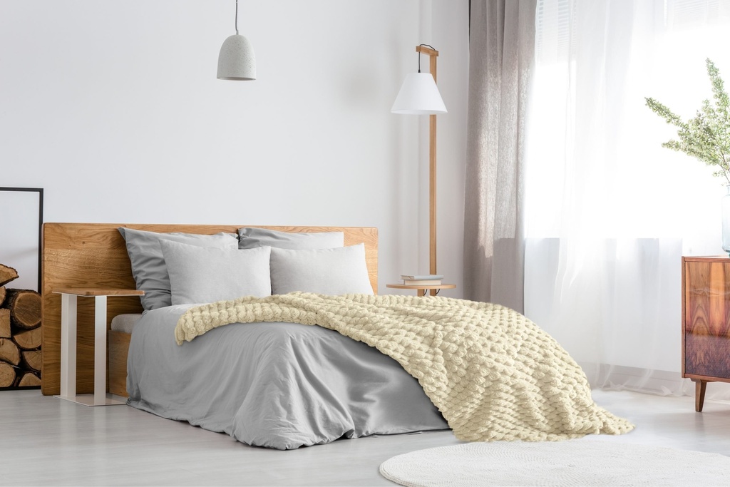 Leah Deluxe Throw in Cream - Image 3