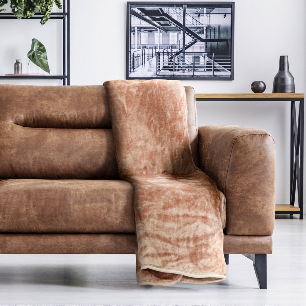 Nordic Collection - Super Cosy Fleece Blanket in Mink - Image 3