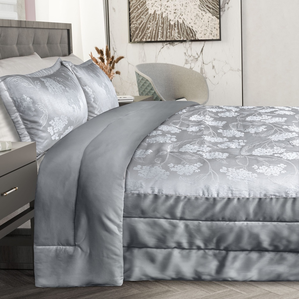 English Garden - Embellished Jacquard Quilted Bedspread Set in Silver - Image 6