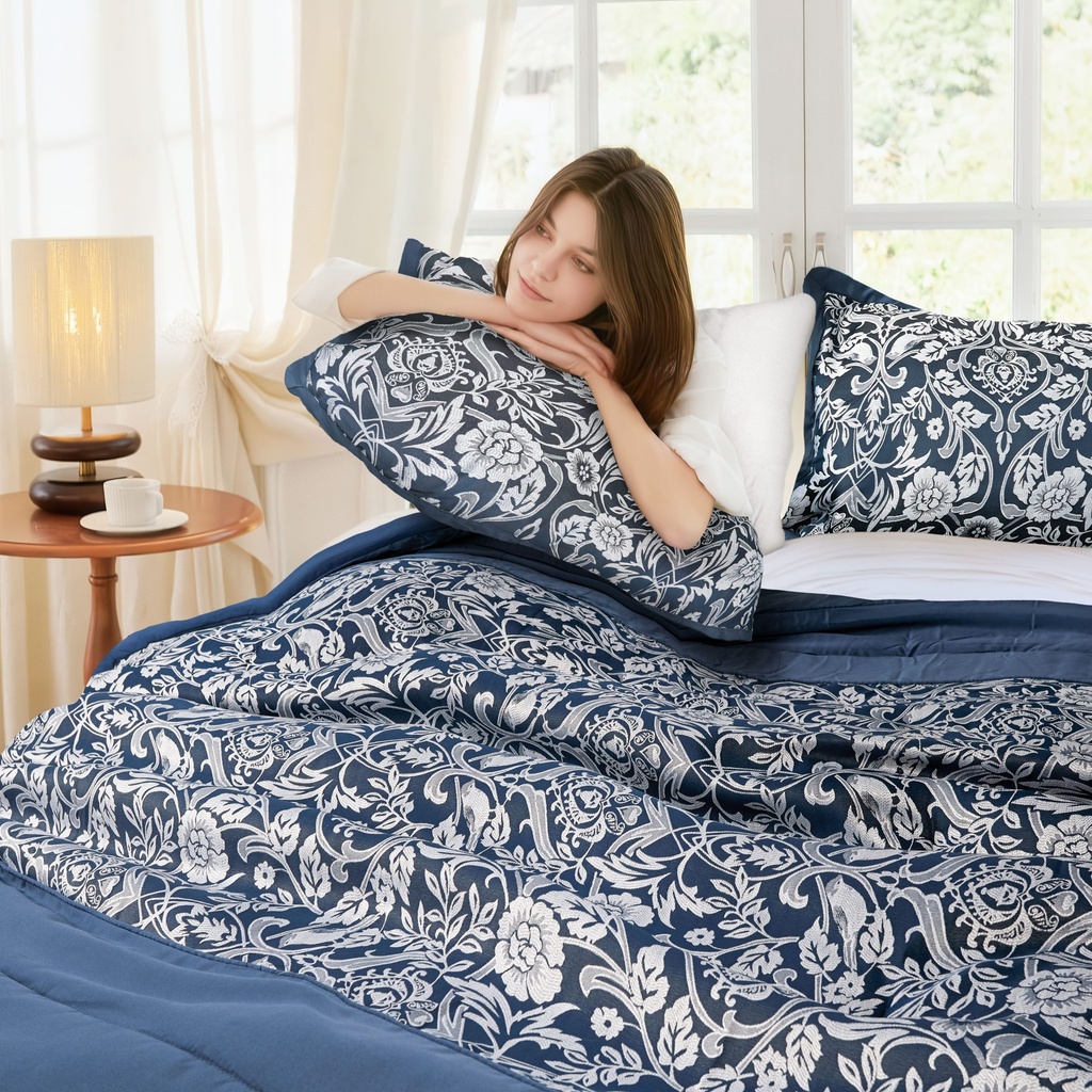 Harrow - Embellished Jacquard Quilted Bedspread Set in Navy - Image 3