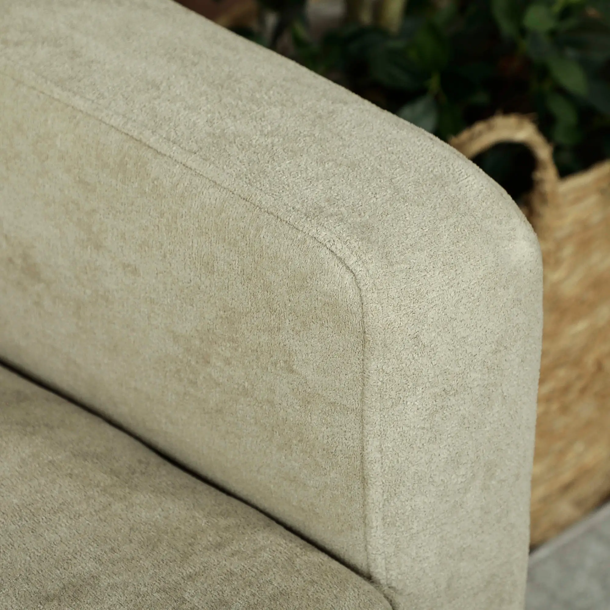 Velvet Sofa 130 x 74.5 x 82cm - Beige, Natural Wood - 8
