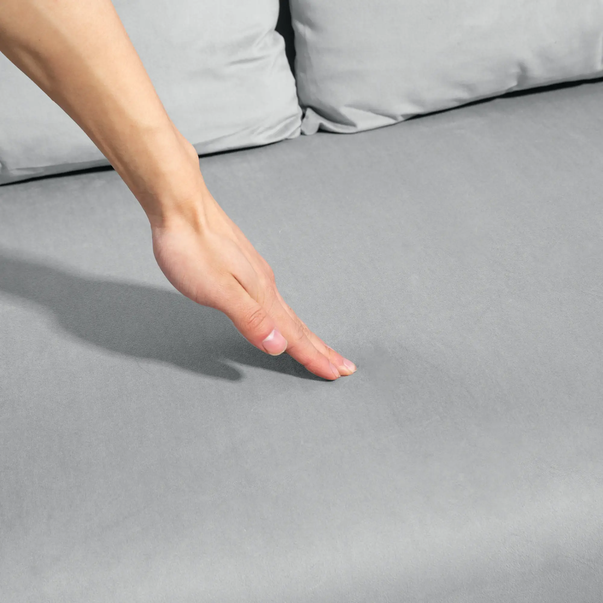 Velvet Sofa Bed 102 x 73 x 81cm - Light Grey - 13