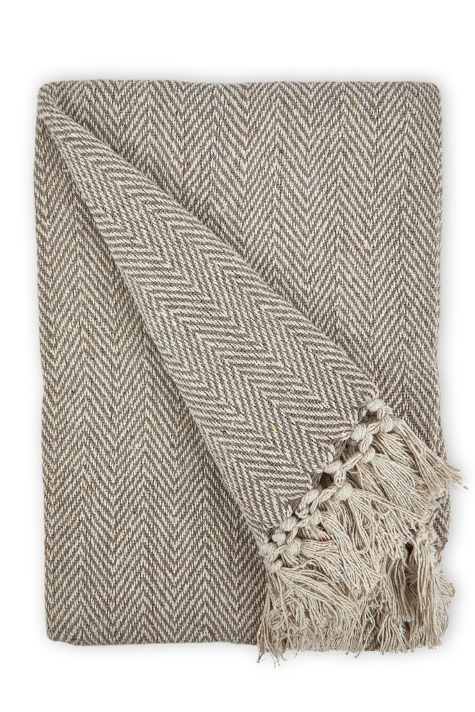 Hartley Recycled Cotton Throw in Natural - Image 9